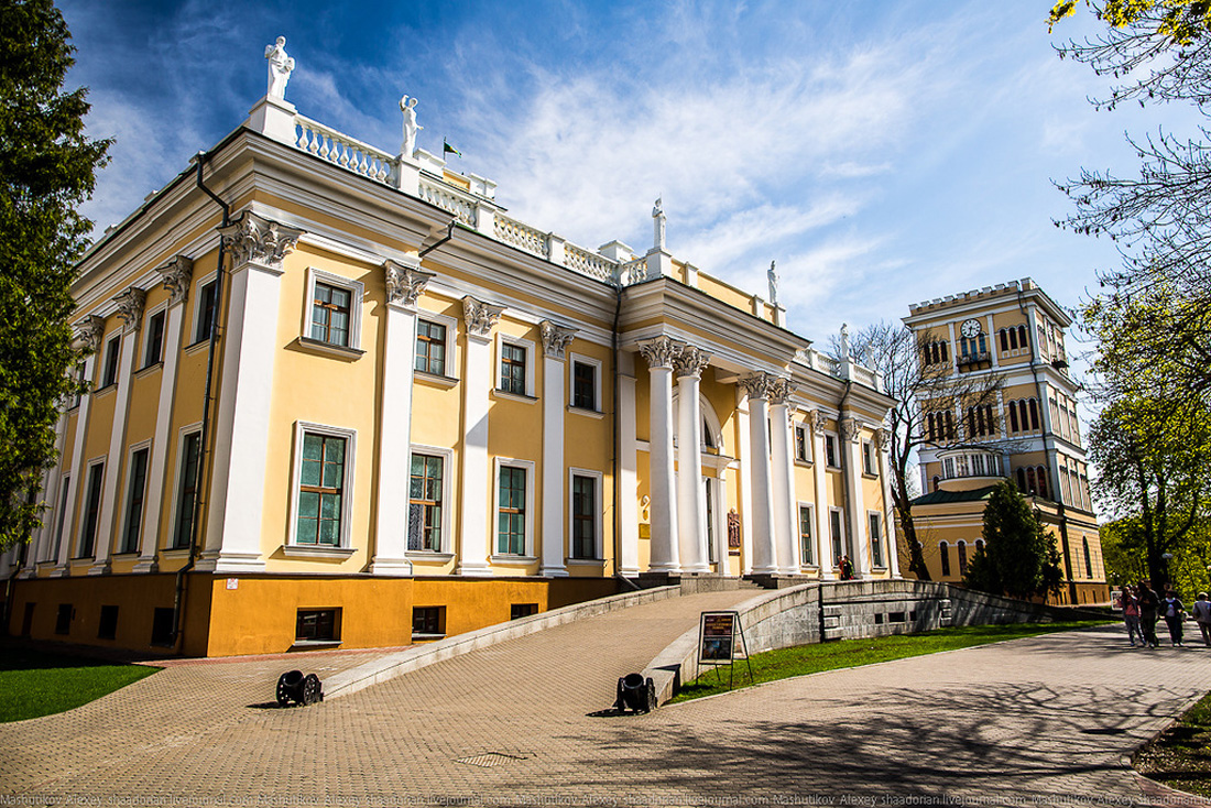 Дворцово-парковый ансамбль Румянцевых-Паскевичей